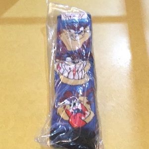 Men’s looney tunes novelty socks